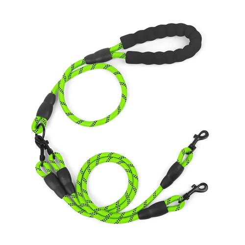 Multi-dog leash for walking two or three dogs